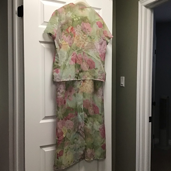 Dress and Jacket - Picture 5 of 9